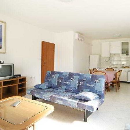 Villa Пучишча Екстериор снимка